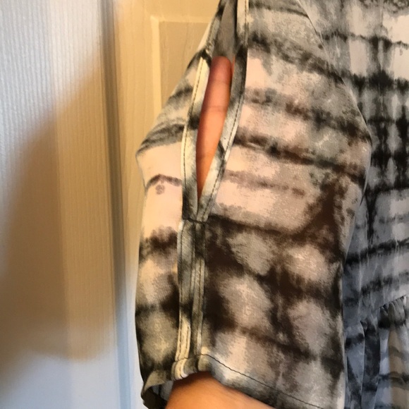 Monteau Dress - Picture 5 of 5